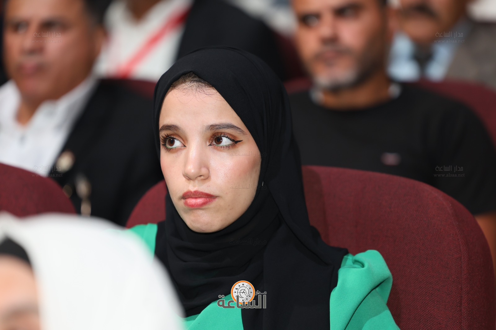 Madar Al-Saa Images 0.4228521978944523