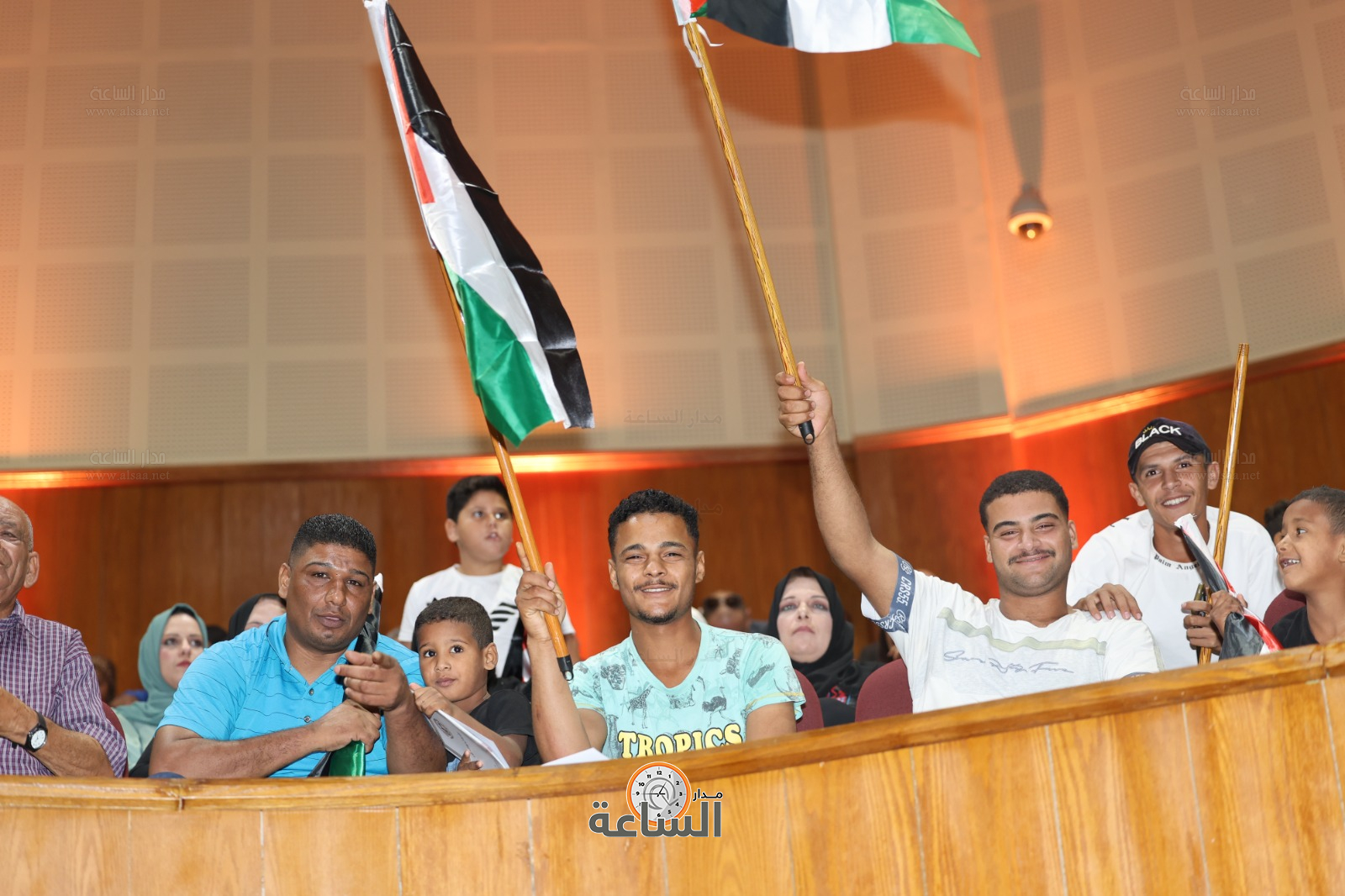 Madar Al-Saa Images 0.3973920224359515