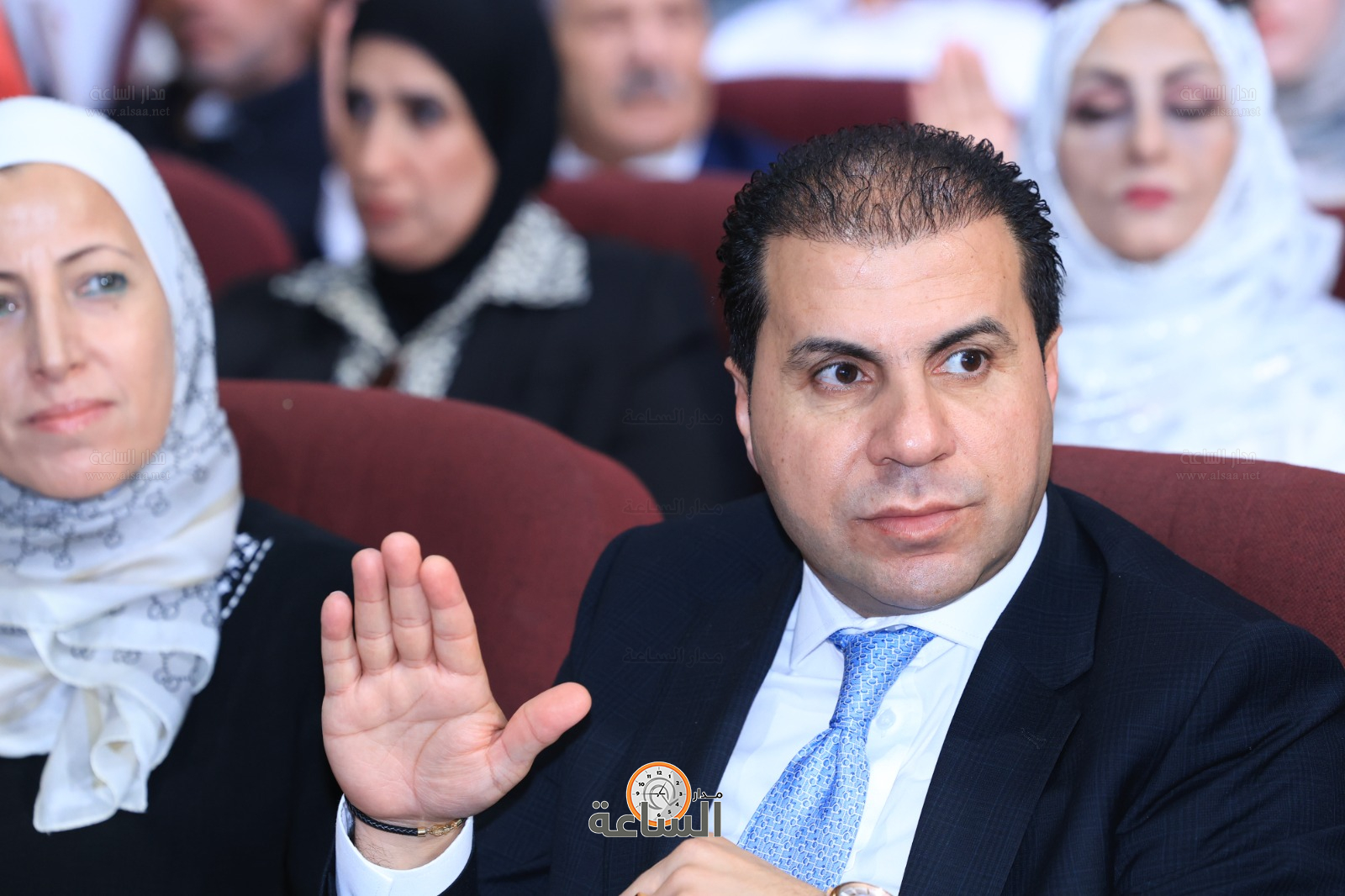 Madar Al-Saa Images 0.4086523350815906