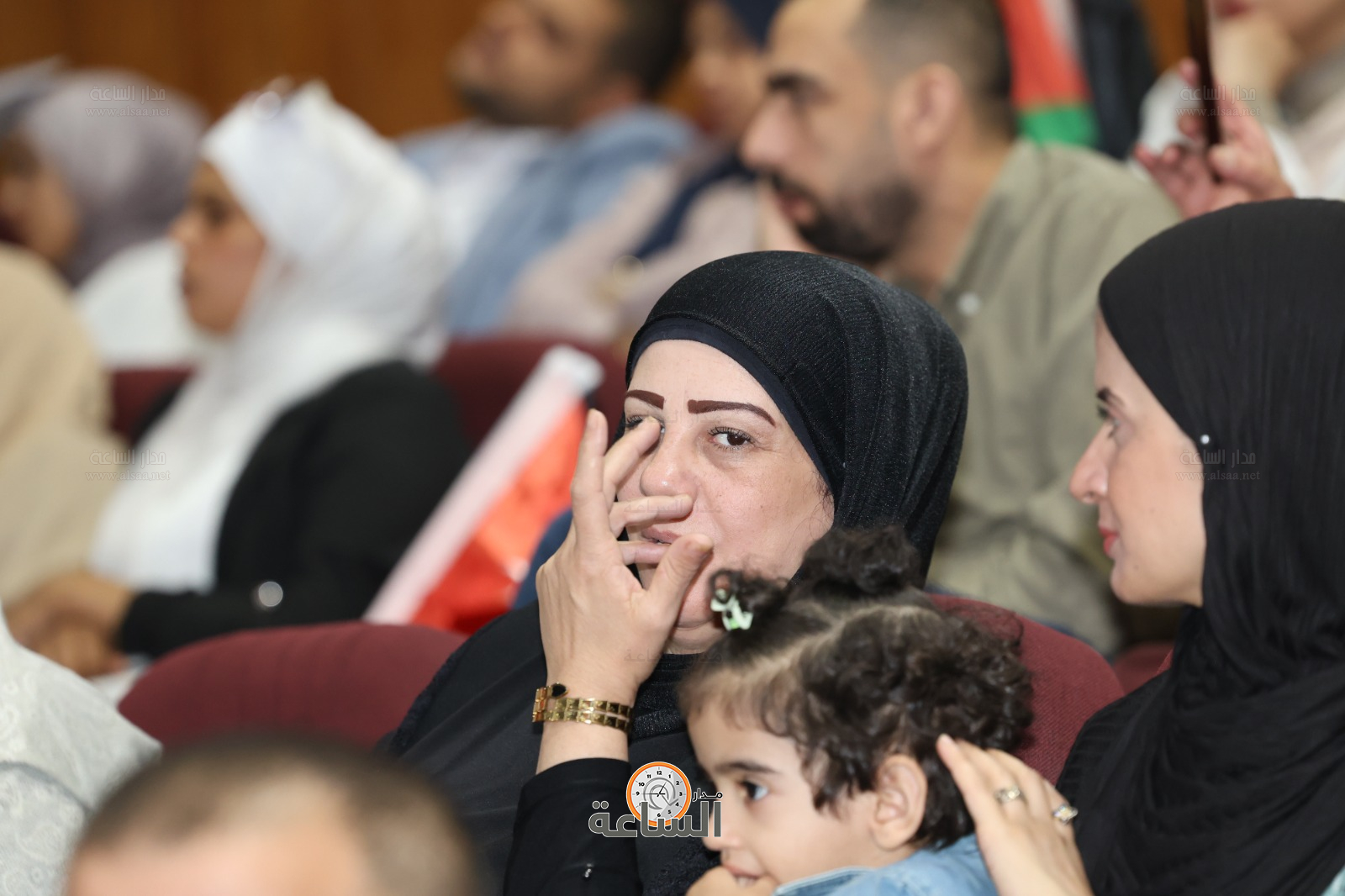 Madar Al-Saa Images 0.3271238947158631