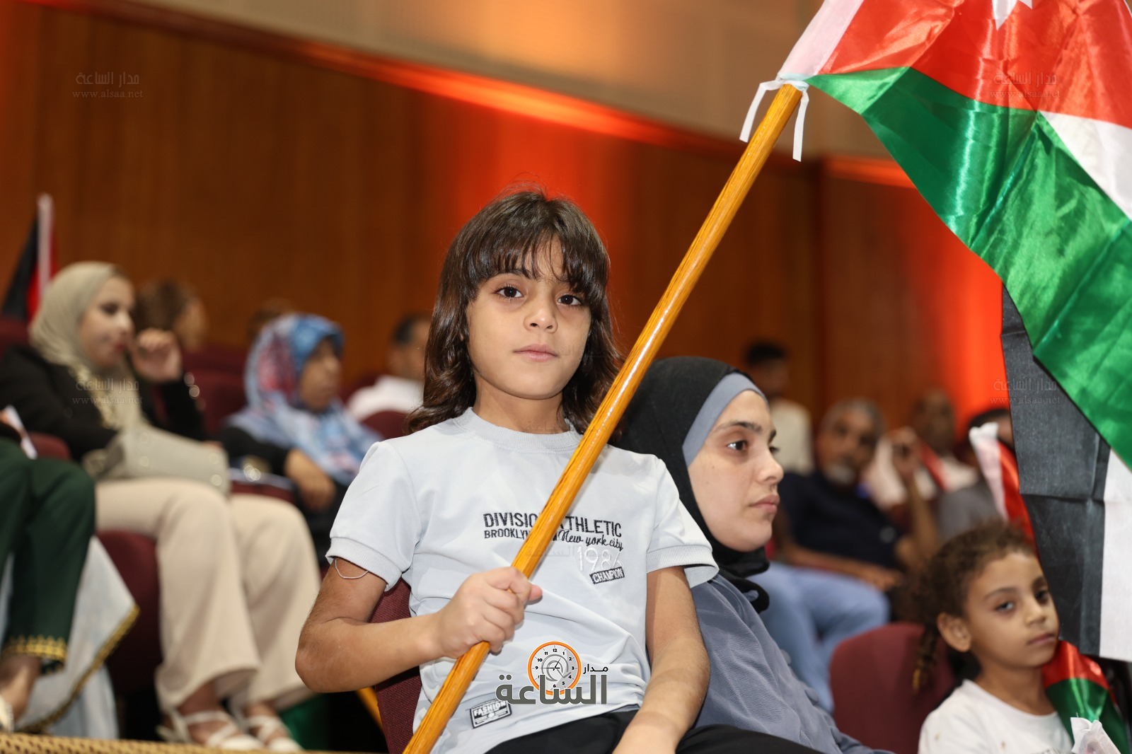 Madar Al-Saa Images 0.3576464304093734