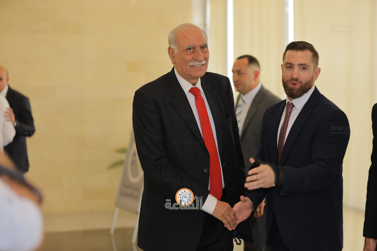 Madar Al-Saa Images 0.39257396392698674