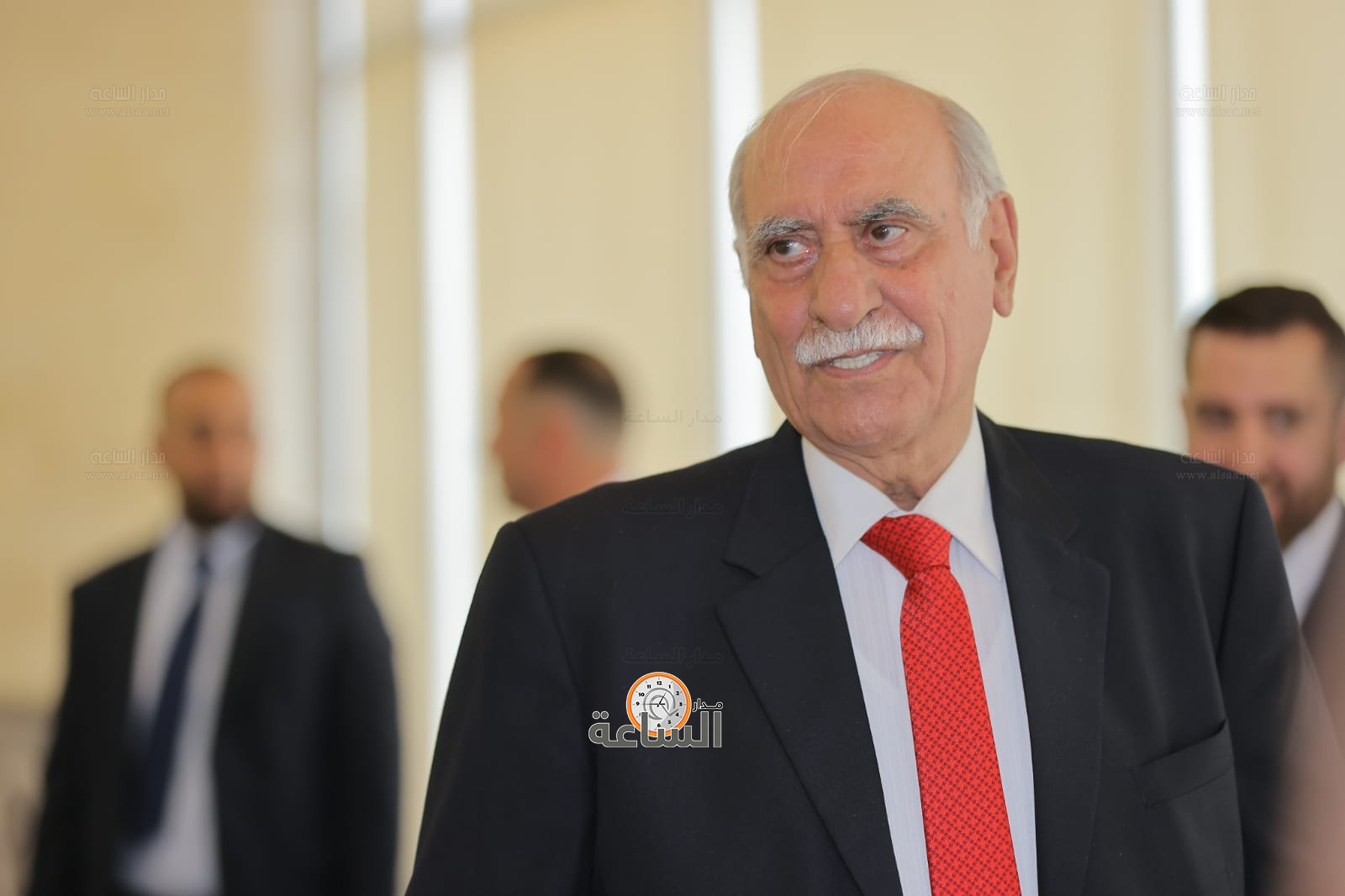 Madar Al-Saa Images 0.8176168718815147