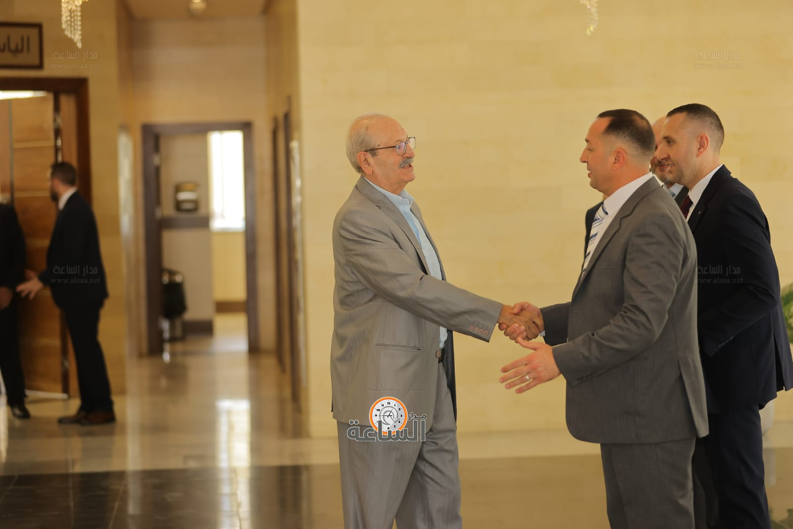 Madar Al-Saa Images 0.06259286810171405