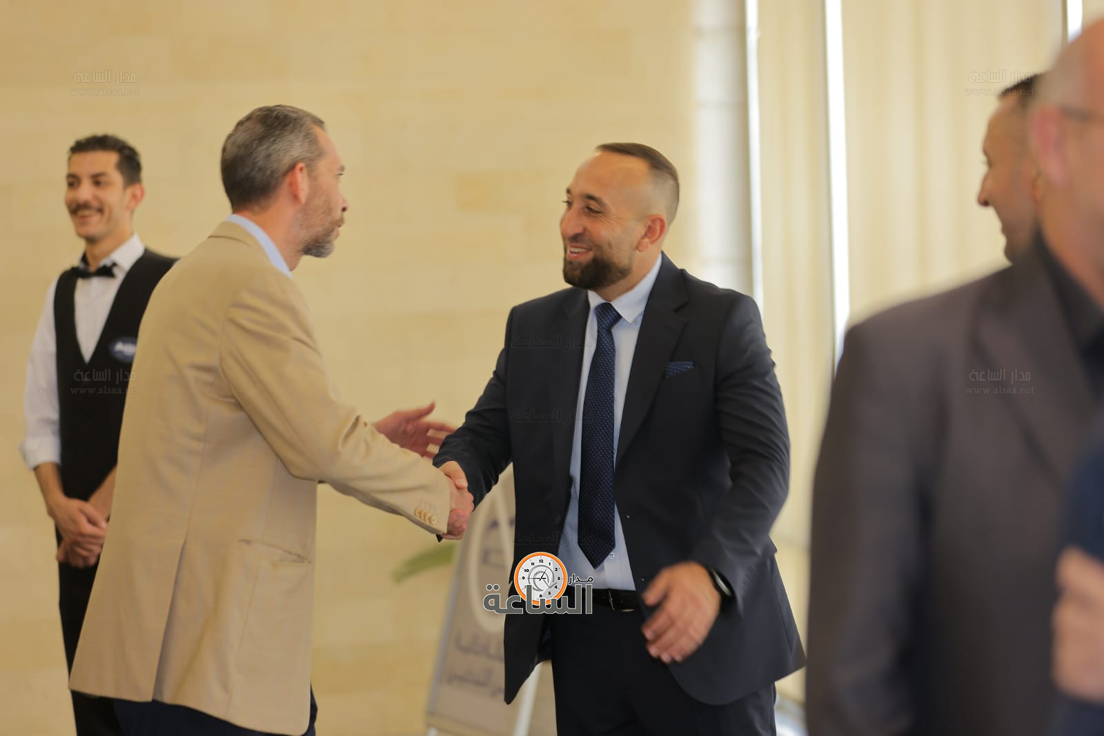 Madar Al-Saa Images 0.2575727776848088