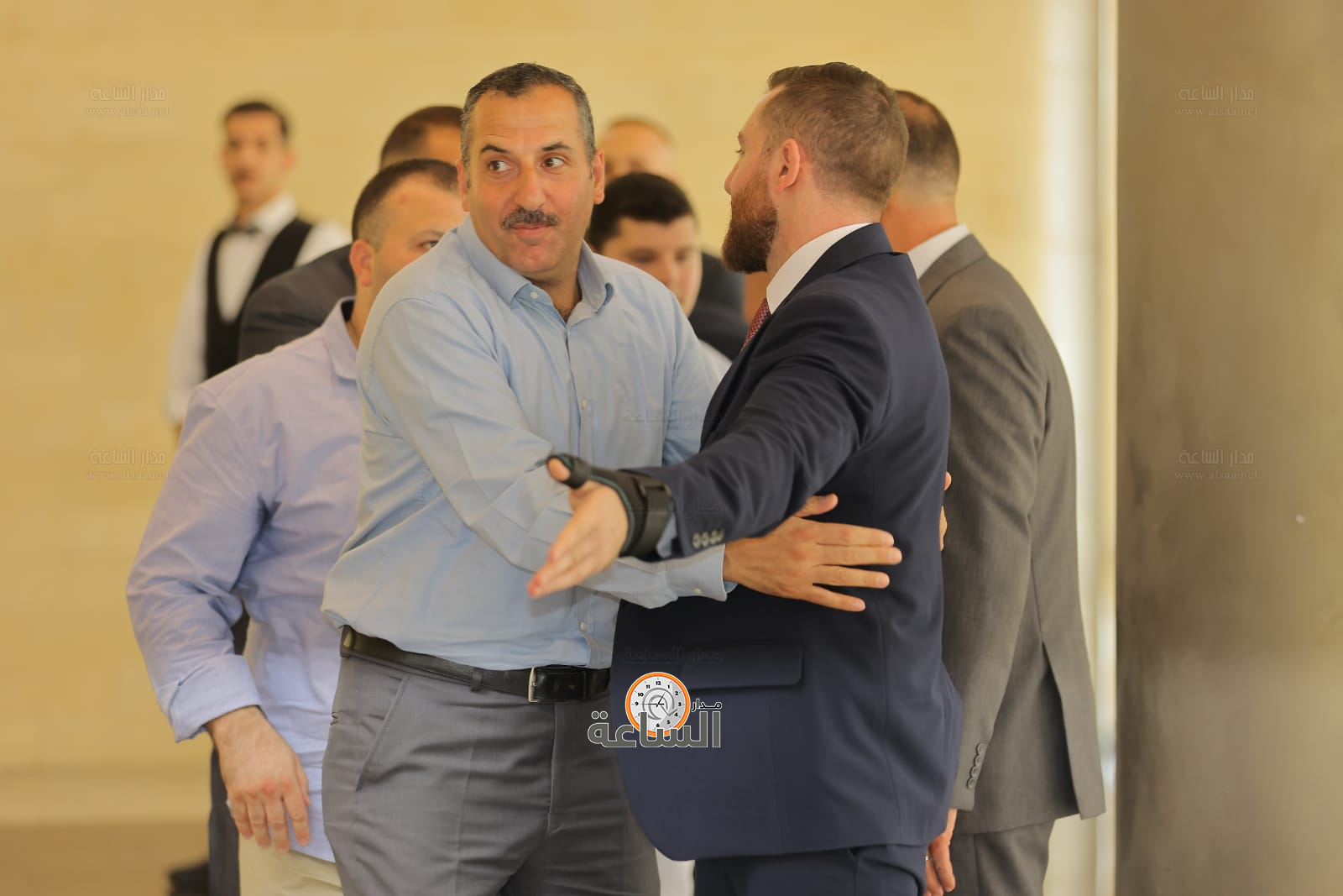 Madar Al-Saa Images 0.7881238793572002