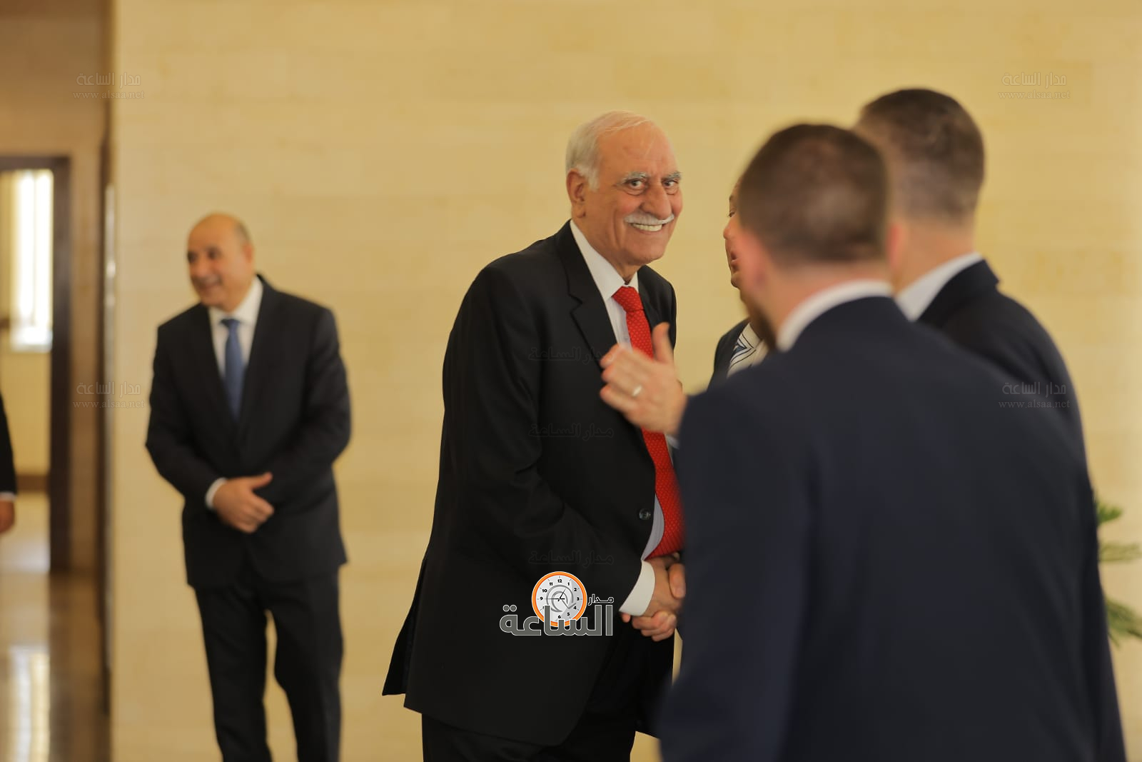 Madar Al-Saa Images 0.5797420951178357