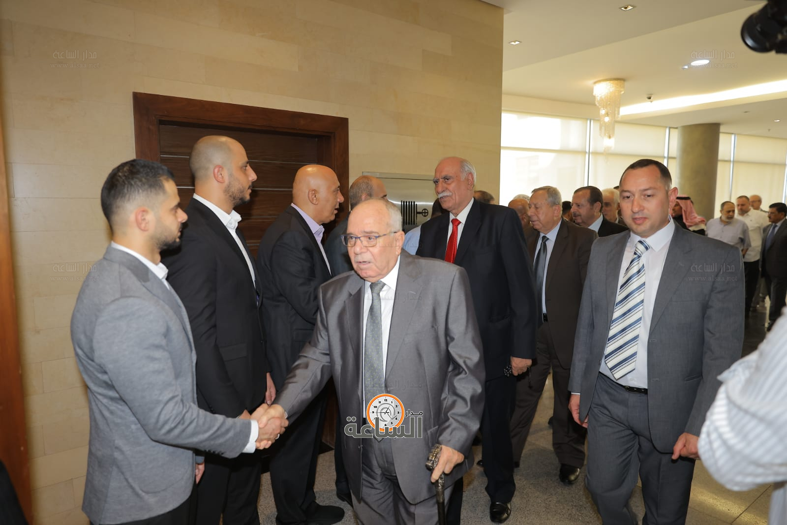 Madar Al-Saa Images 0.8182221602523065