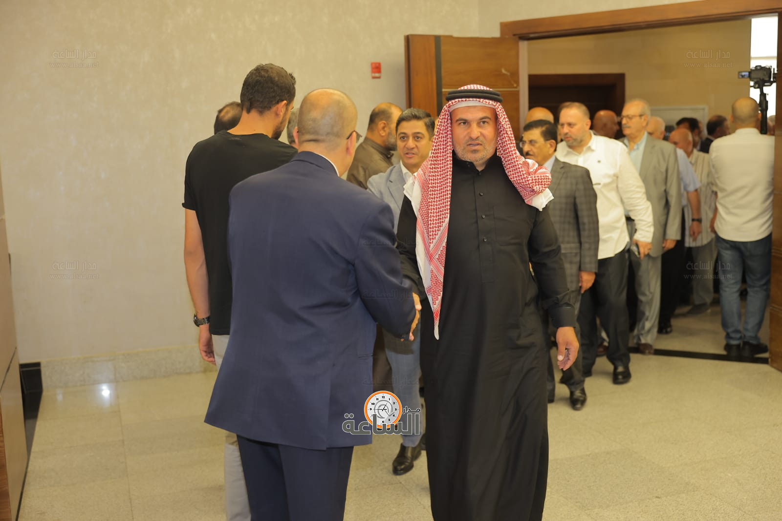 Madar Al-Saa Images 0.6825879521010623