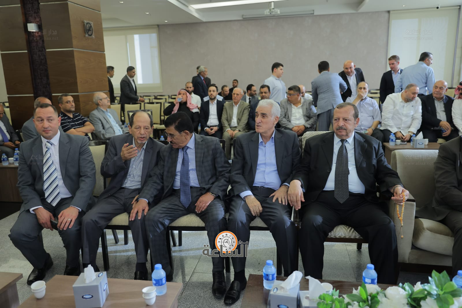 Madar Al-Saa Images 0.9914506370160941