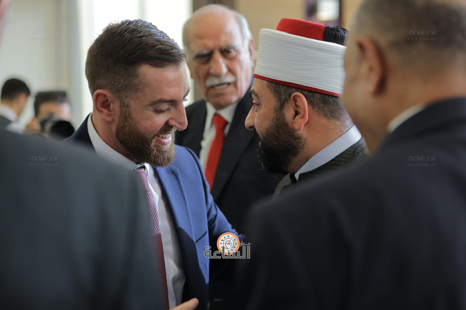 Madar Al-Saa Images 0.44502513486886053