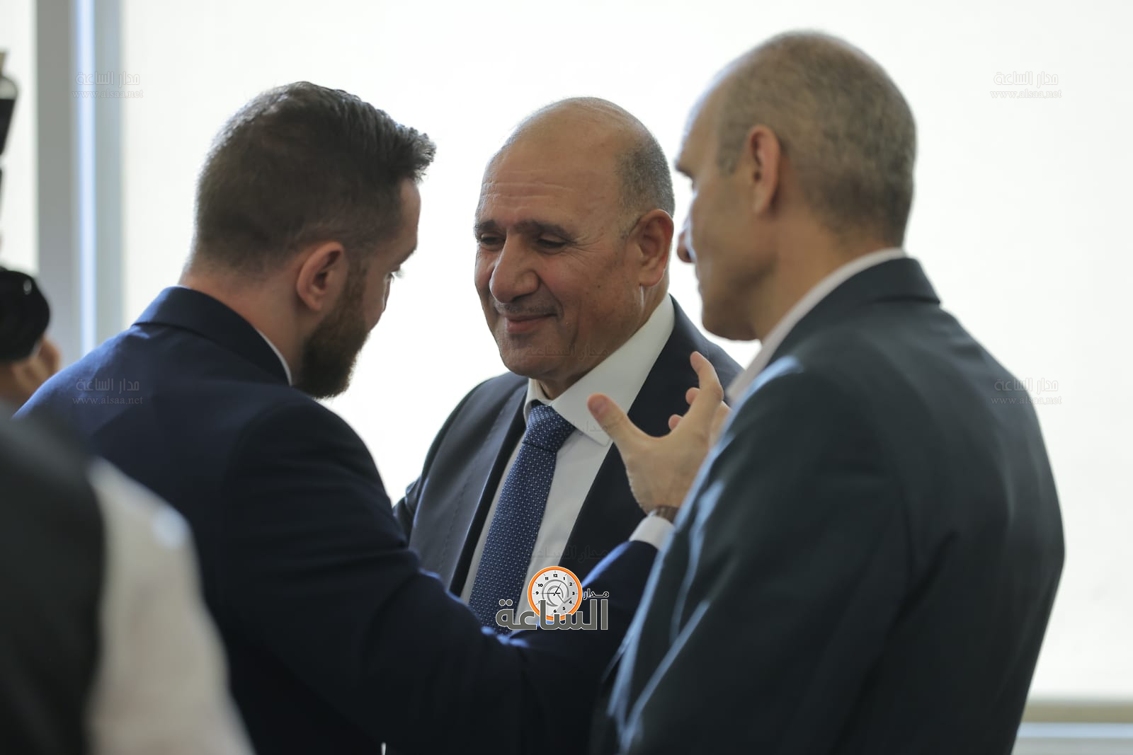 Madar Al-Saa Images 0.5437069481959077