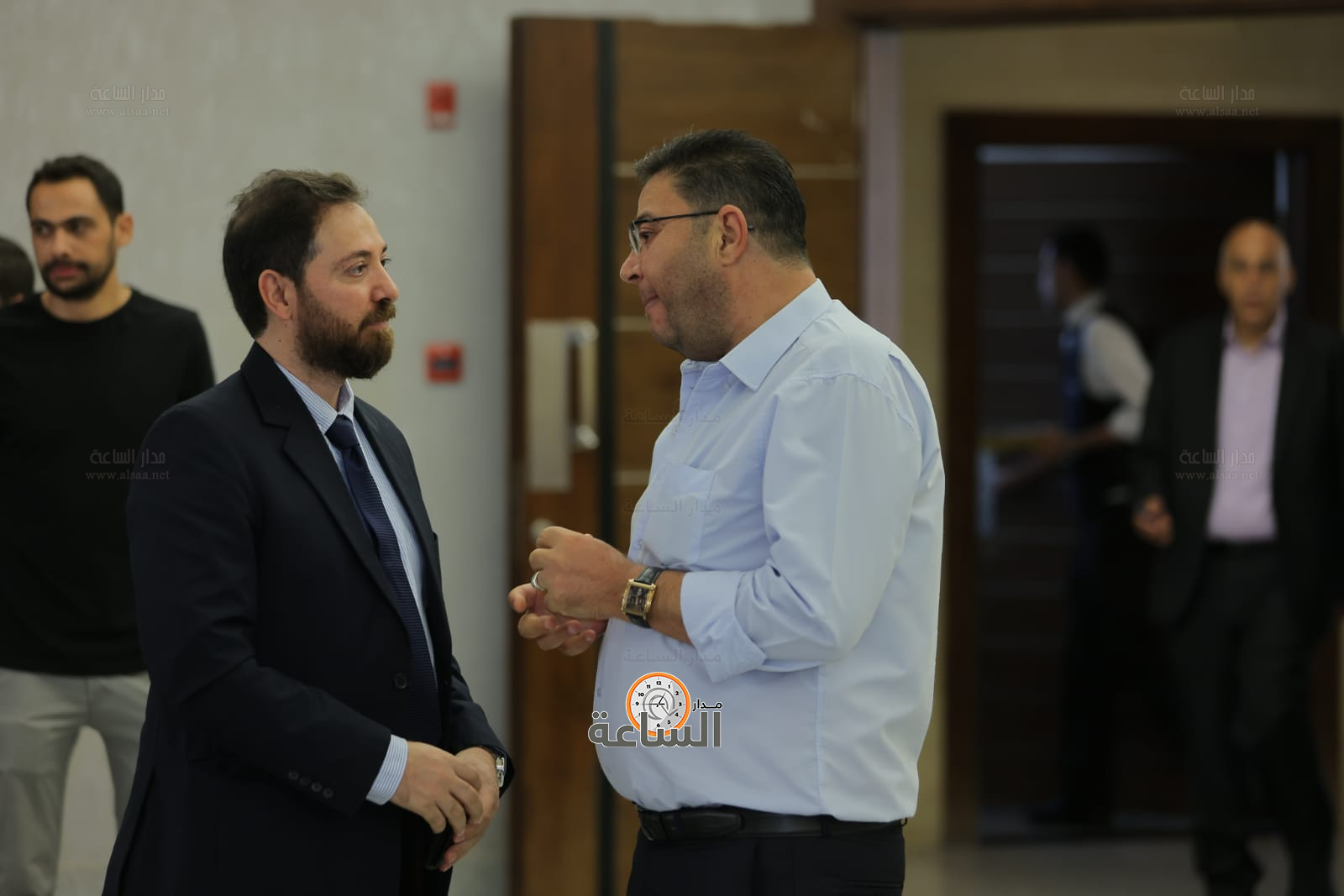 Madar Al-Saa Images 0.24305761846689222