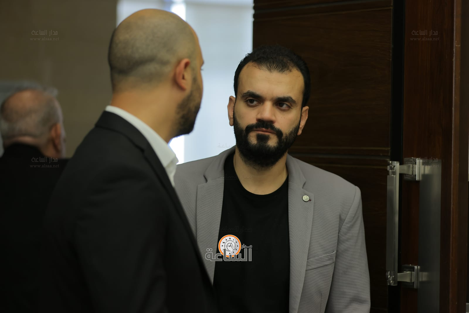 Madar Al-Saa Images 0.8136399127060405