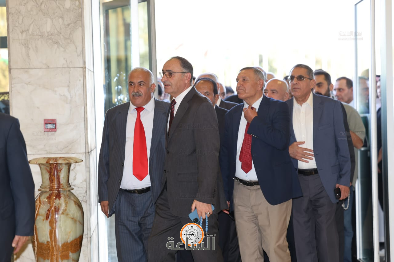 Madar Al-Saa Images 0.2408753373437057