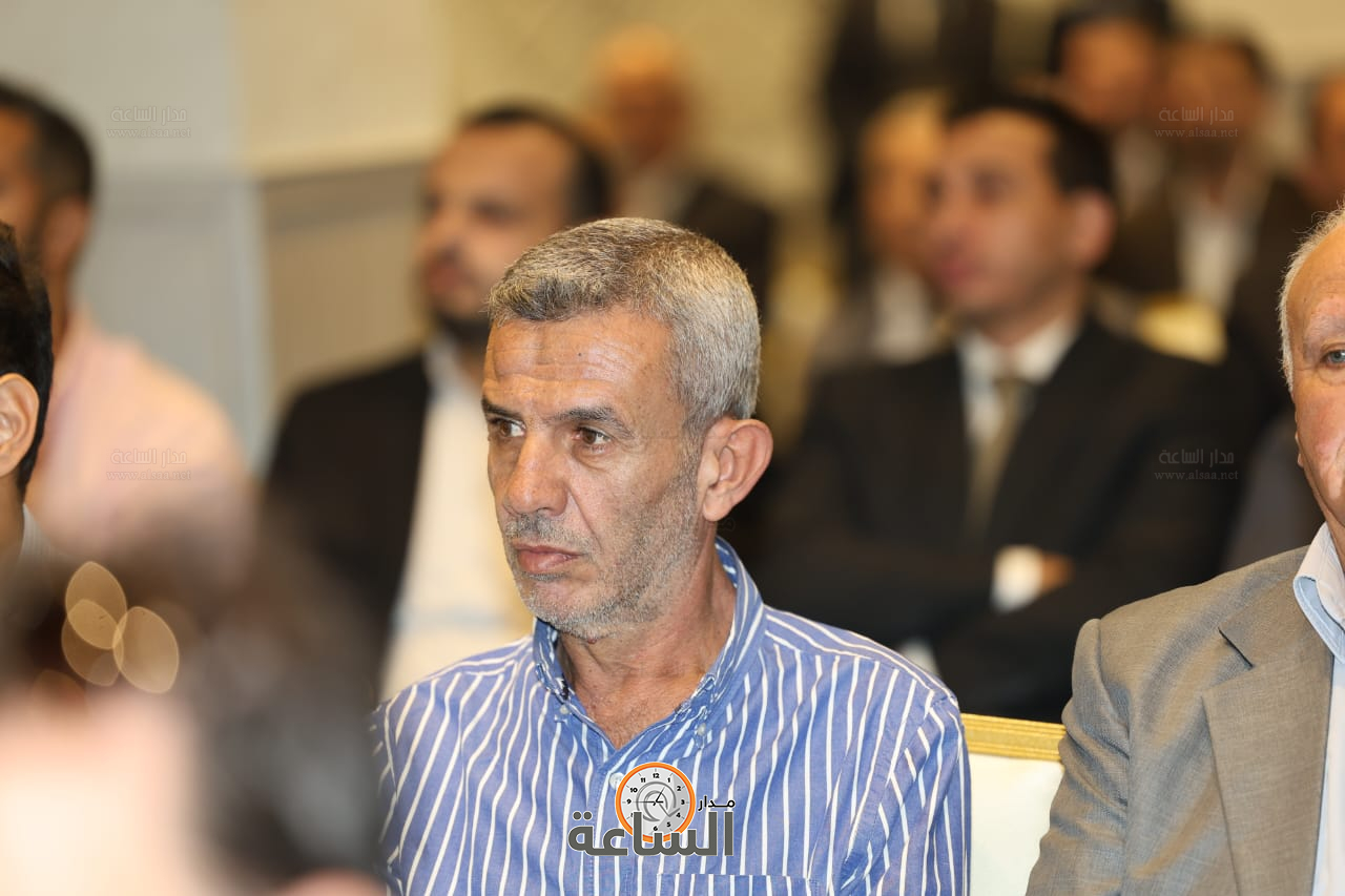 Madar Al-Saa Images 0.47973829478248153