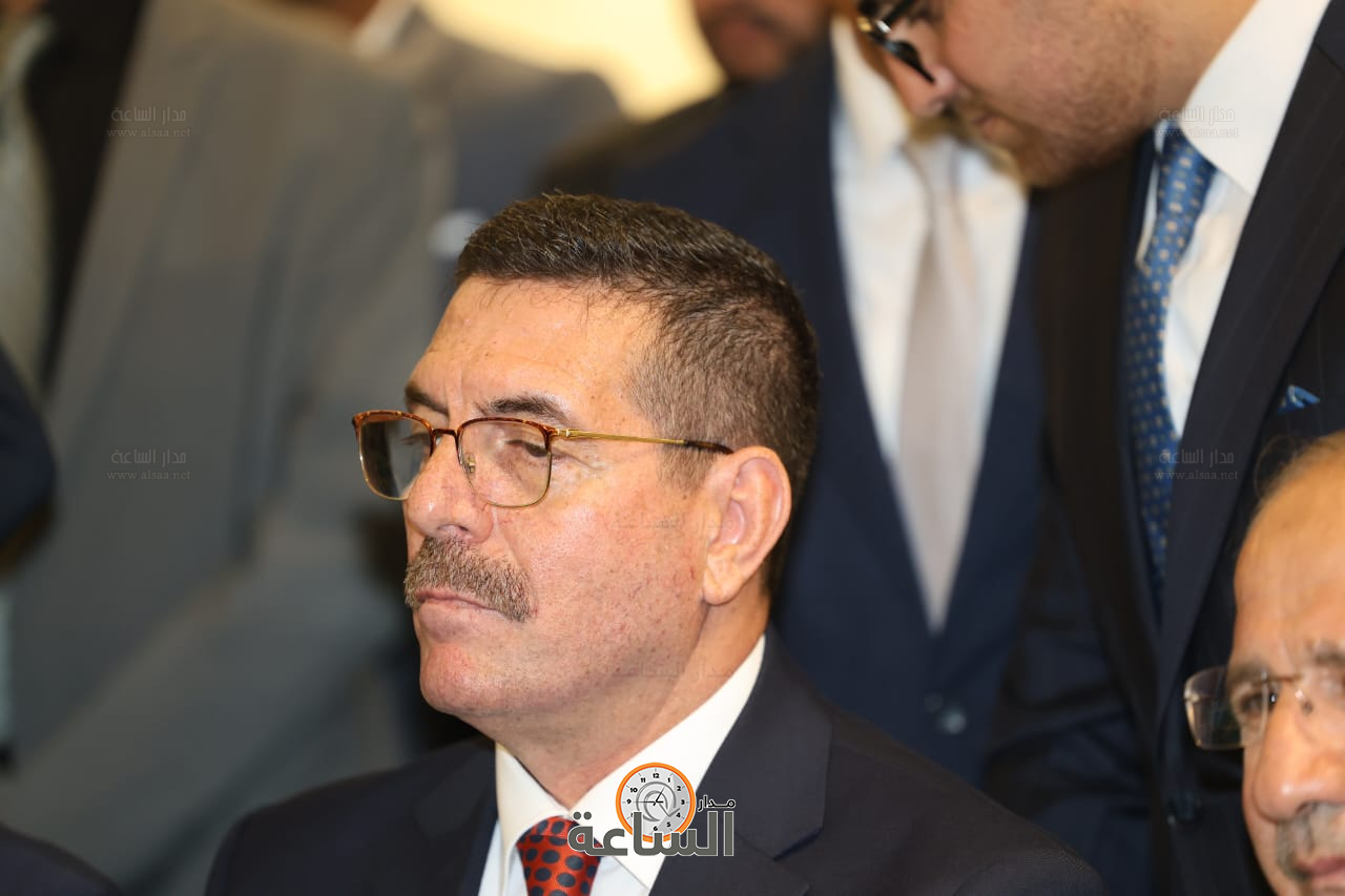 Madar Al-Saa Images 0.8435507869101558