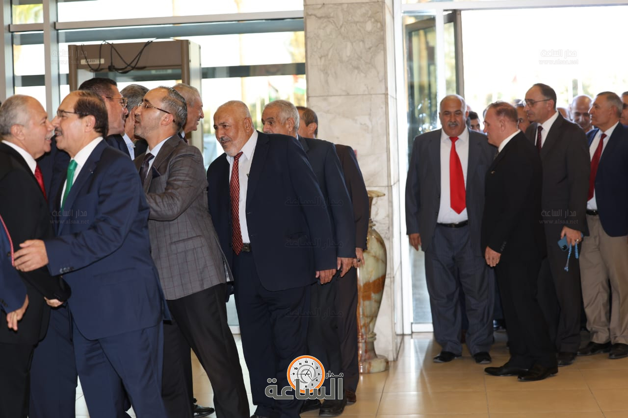 Madar Al-Saa Images 0.079323276003198