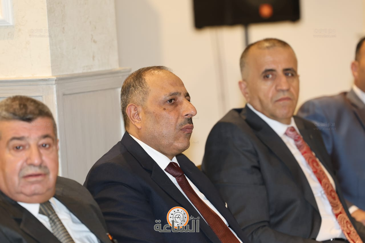 Madar Al-Saa Images 0.8249860823500509