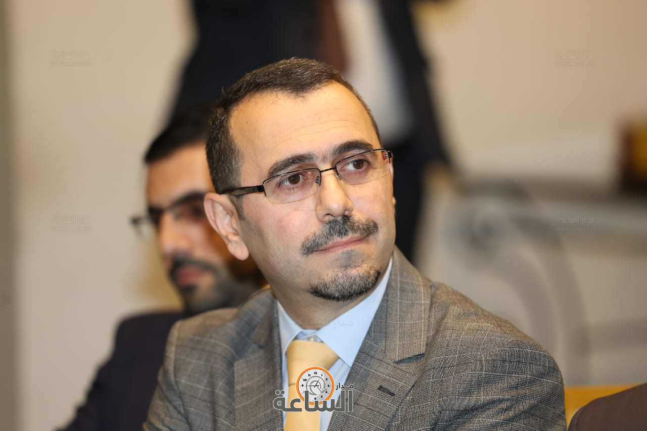 Madar Al-Saa Images 0.0733748036459102