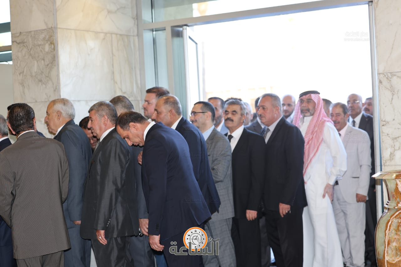 Madar Al-Saa Images 0.3956667220653215