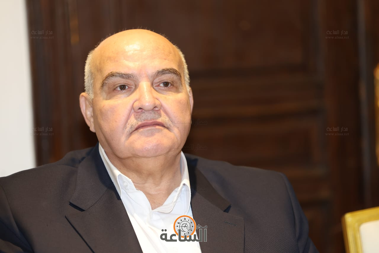 Madar Al-Saa Images 0.6968178353294587