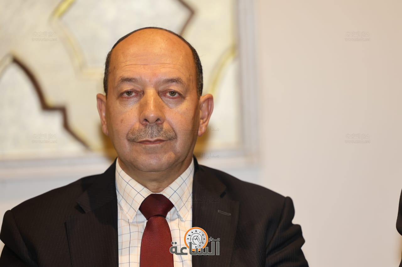 Madar Al-Saa Images 0.5244561721078155