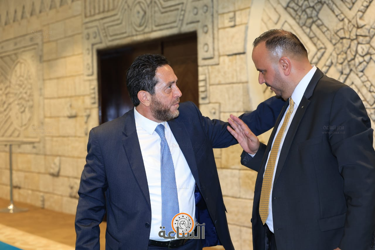 Madar Al-Saa Images 0.7489054524555598