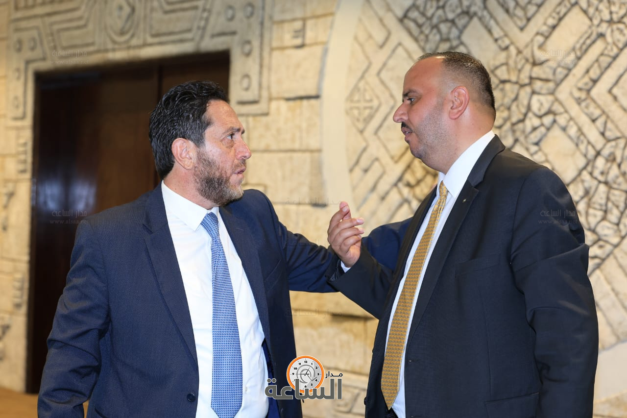 Madar Al-Saa Images 0.16888267248568967