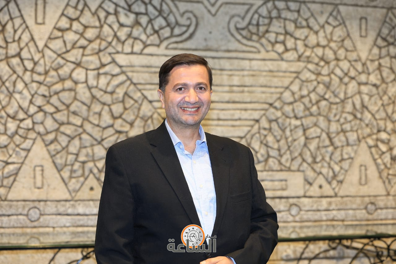 Madar Al-Saa Images 0.4139687929483854