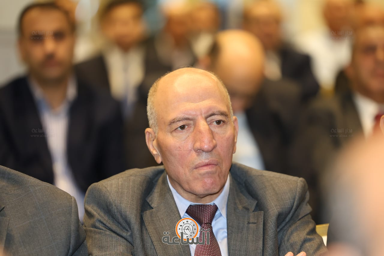 Madar Al-Saa Images 0.5930107966001589