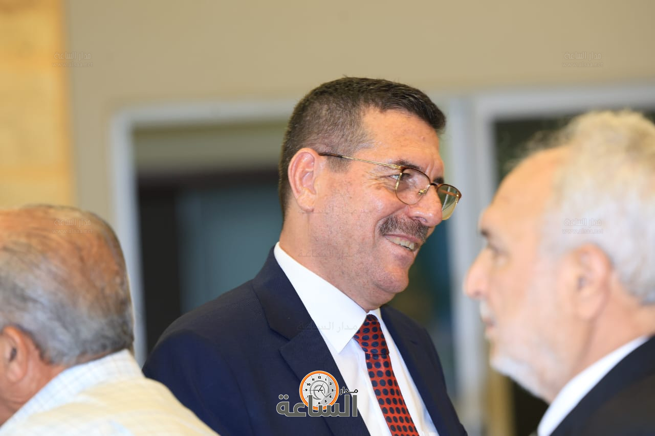 Madar Al-Saa Images 0.230532652204269