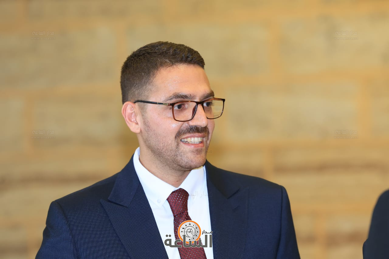 Madar Al-Saa Images 0.12394968291684605