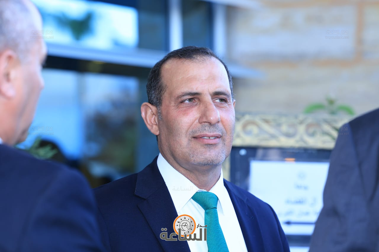 Madar Al-Saa Images 0.8303790371680224