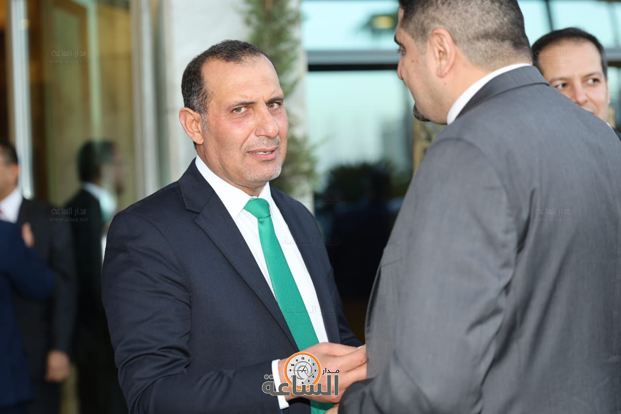 Madar Al-Saa Images 0.5505180839065799