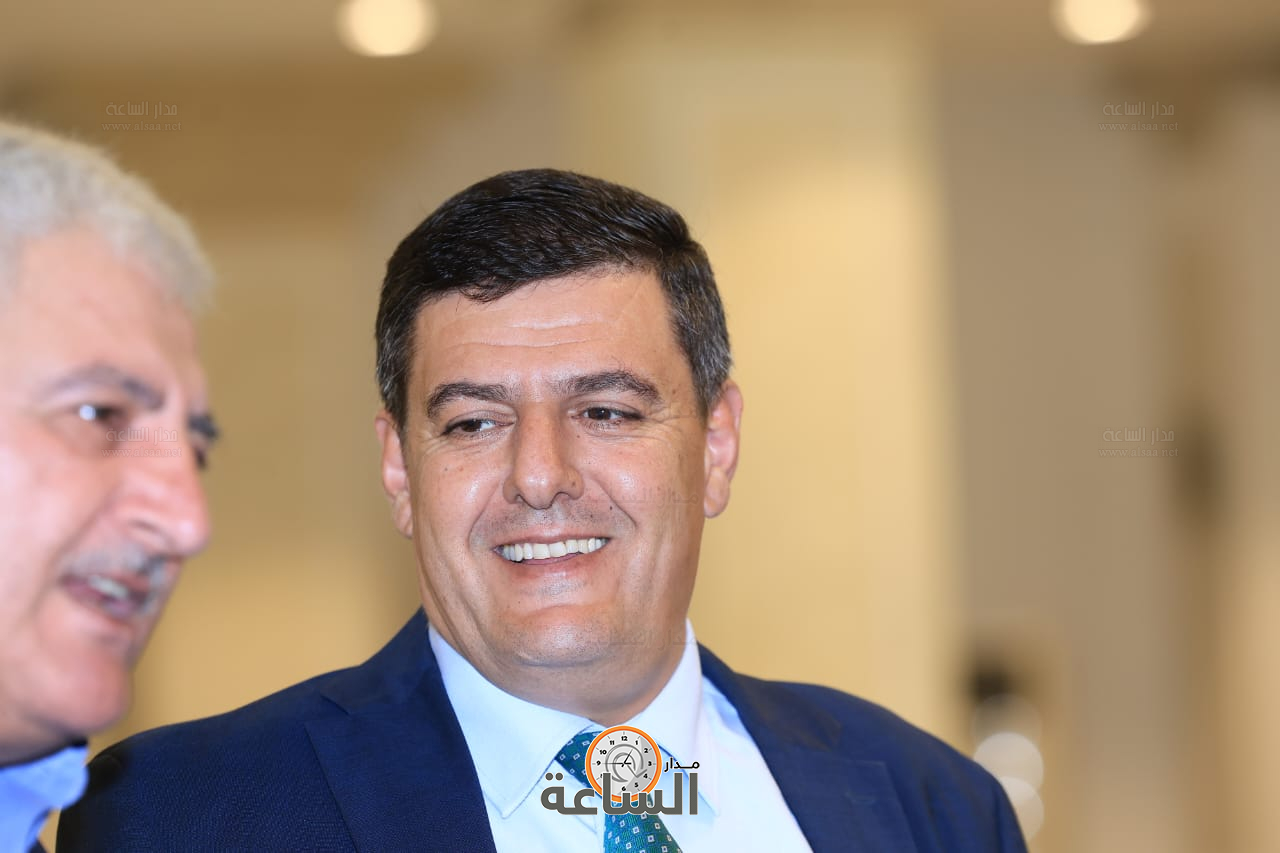 Madar Al-Saa Images 0.37726908768741907