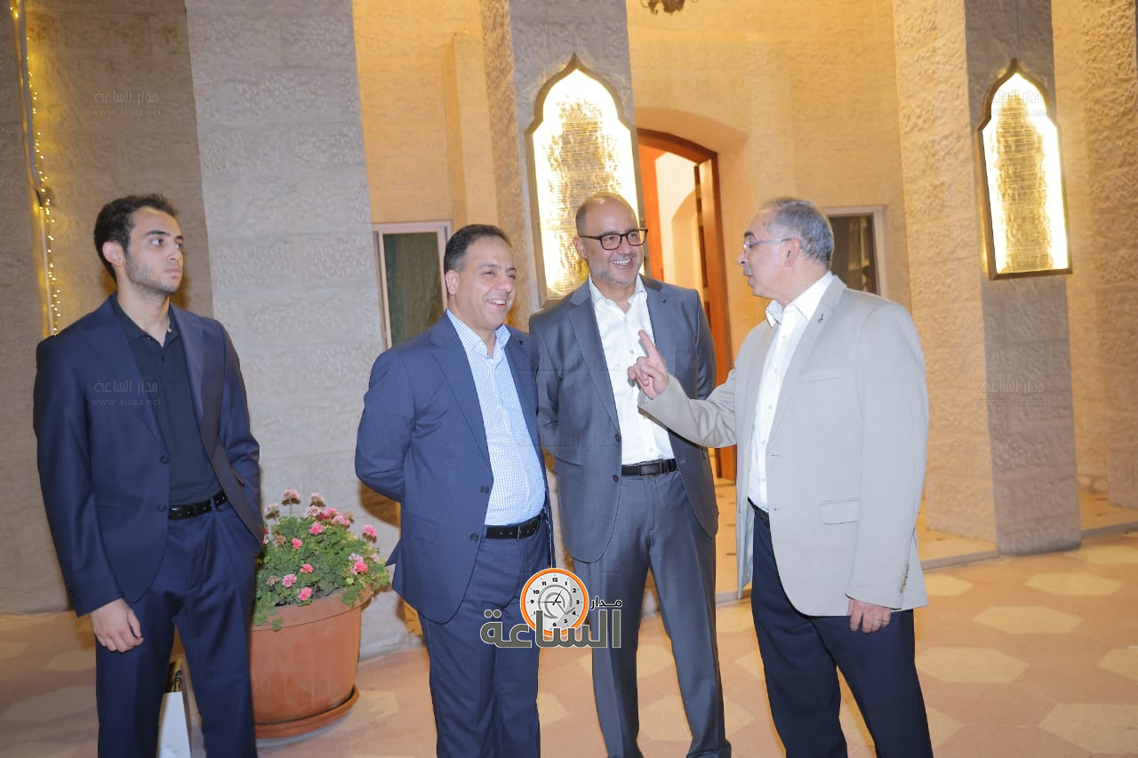 Madar Al-Saa Images 0.9658836667780861