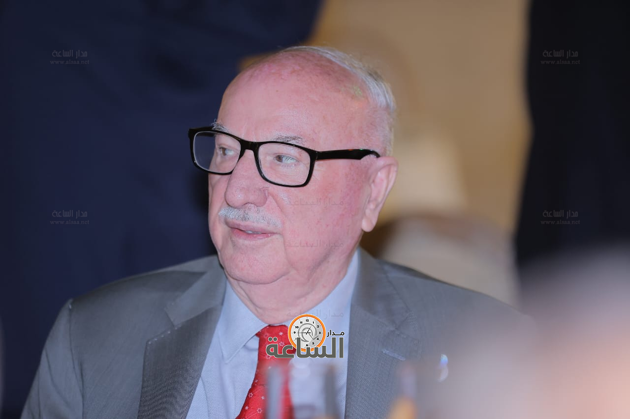 Madar Al-Saa Images 0.2453428422780385