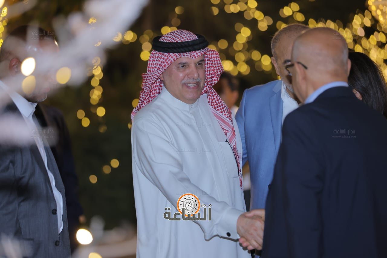 Madar Al-Saa Images 0.3859107345768904