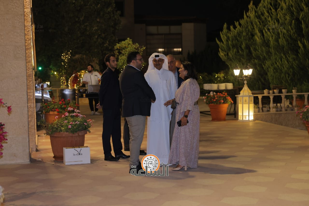 Madar Al-Saa Images 0.3301693651356352