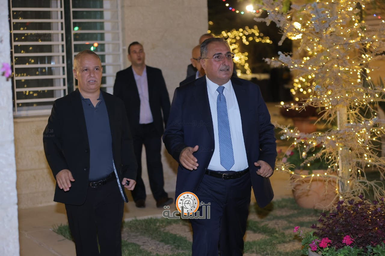 Madar Al-Saa Images 0.14112638506895947