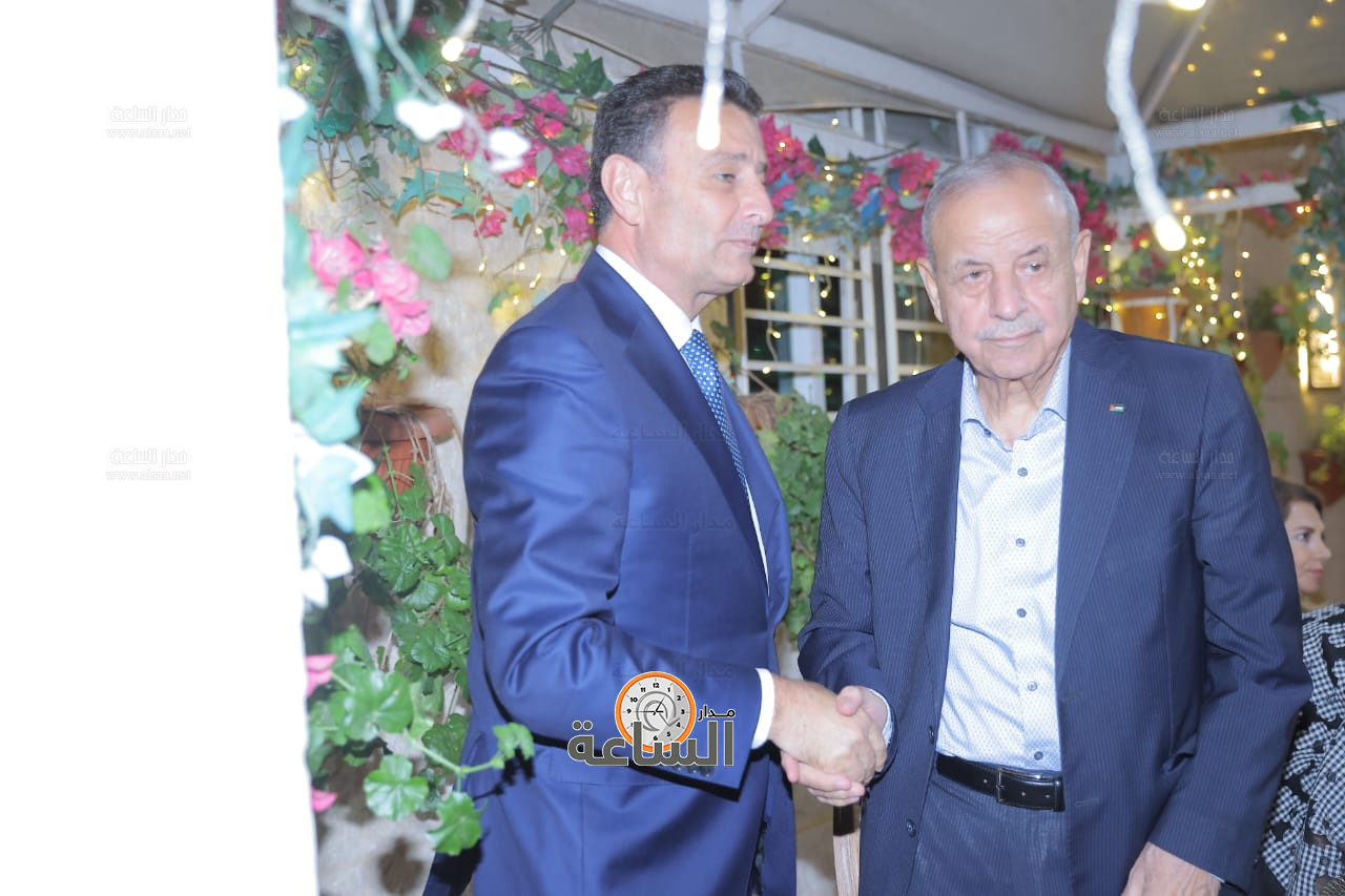 Madar Al-Saa Images 0.9313771021927784