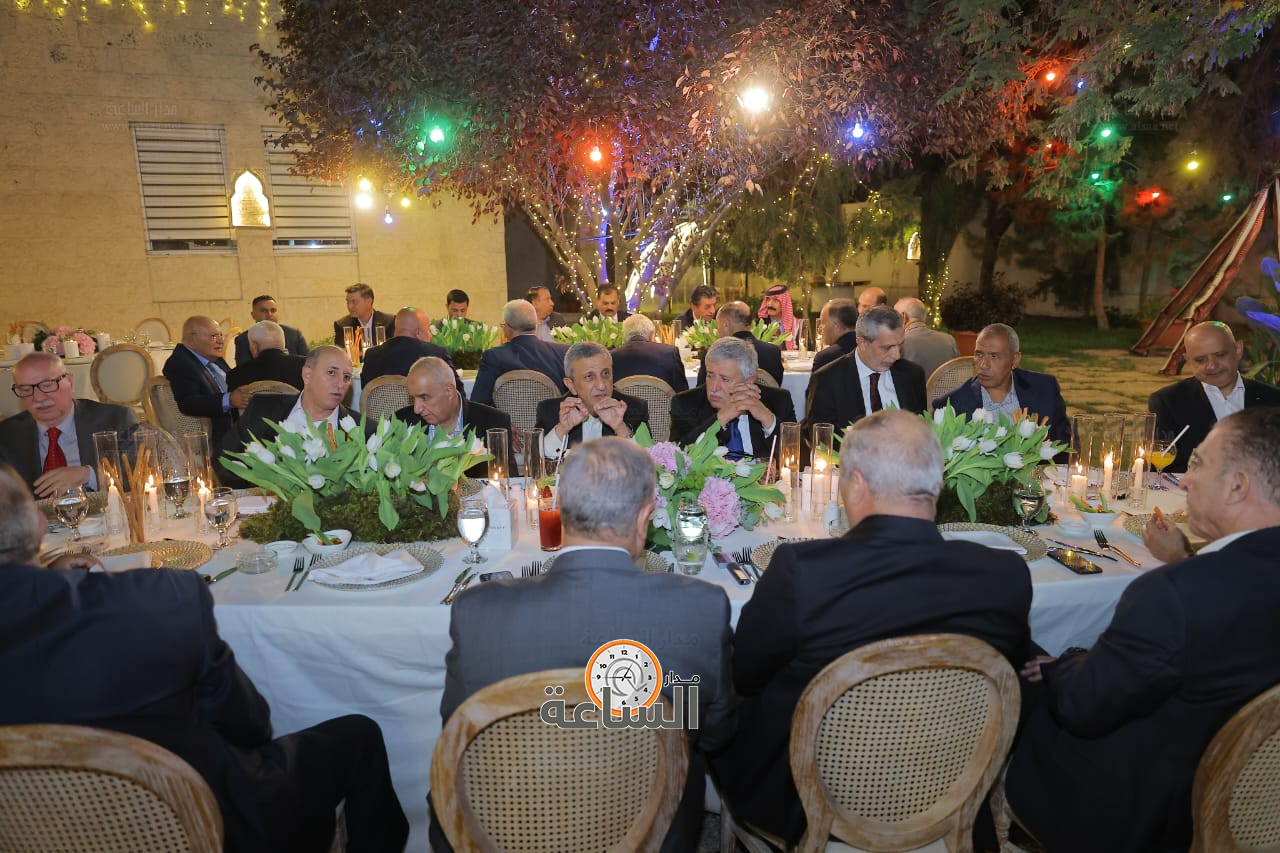 Madar Al-Saa Images 0.8381005877725405