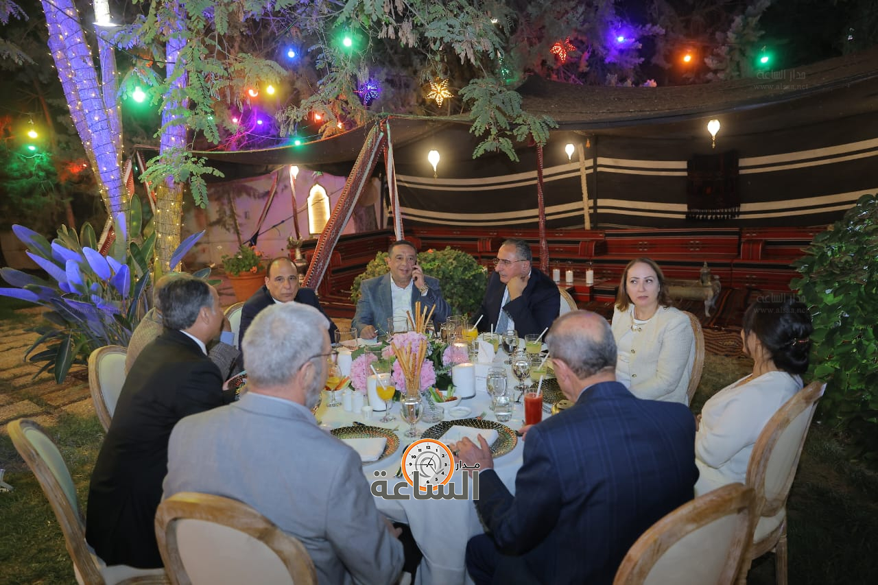 Madar Al-Saa Images 0.14374265135718944