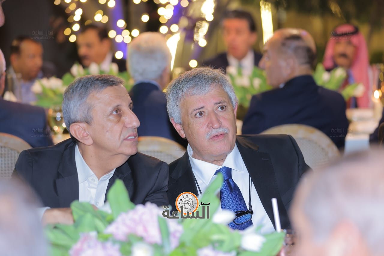 Madar Al-Saa Images 0.0640006583102729