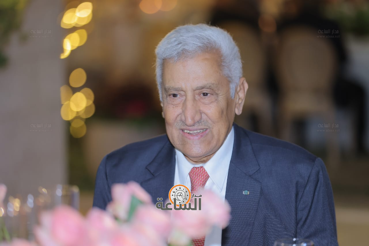 Madar Al-Saa Images 0.24795860439279183