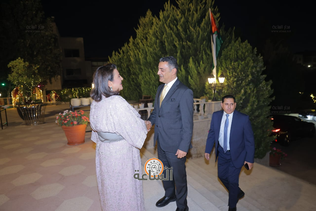 Madar Al-Saa Images 0.79449438169846