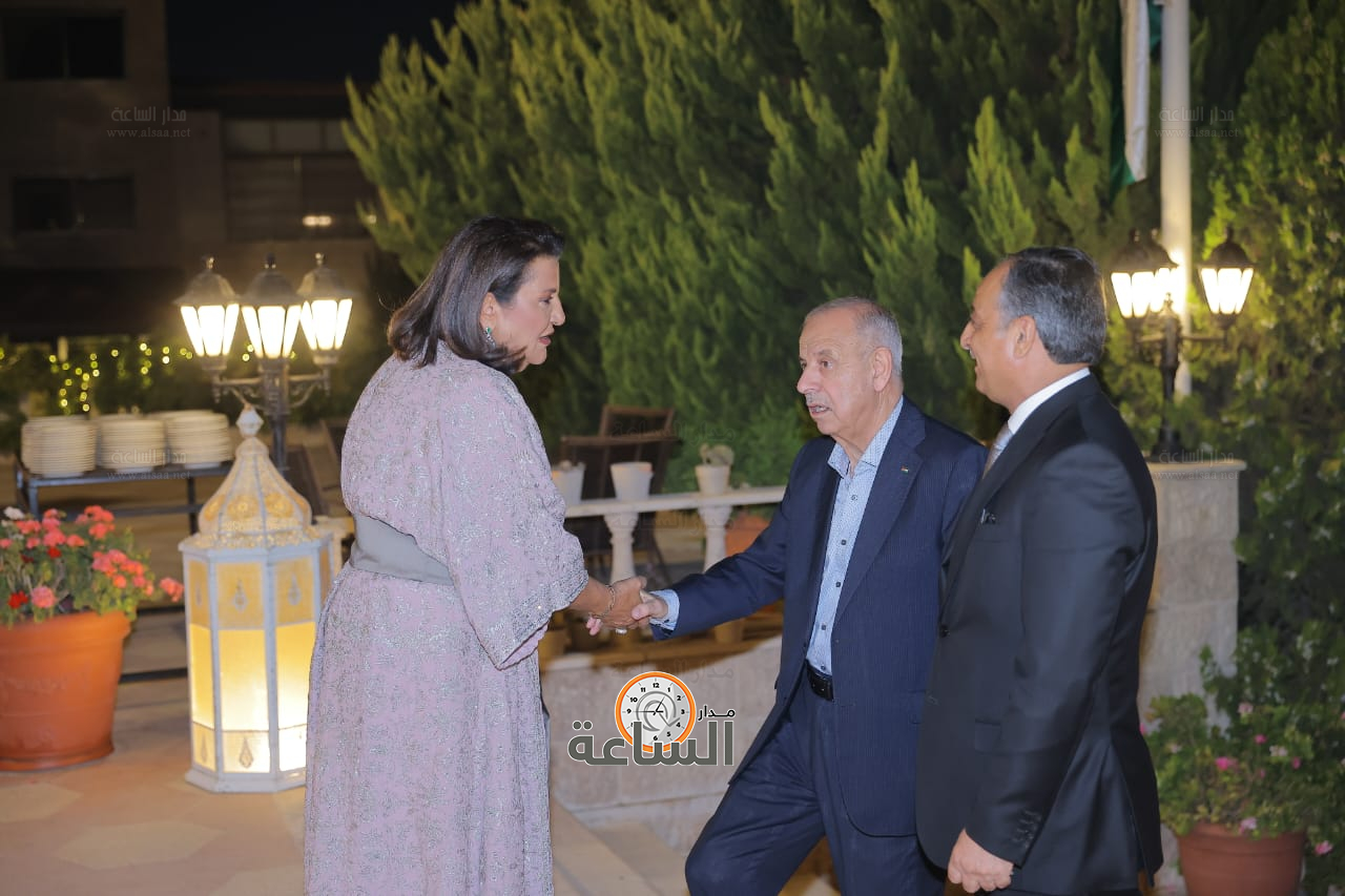 Madar Al-Saa Images 0.4093345278473409