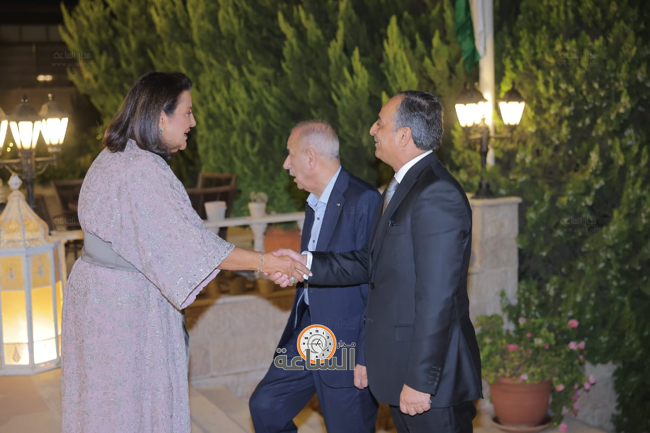 Madar Al-Saa Images 0.569605405796014