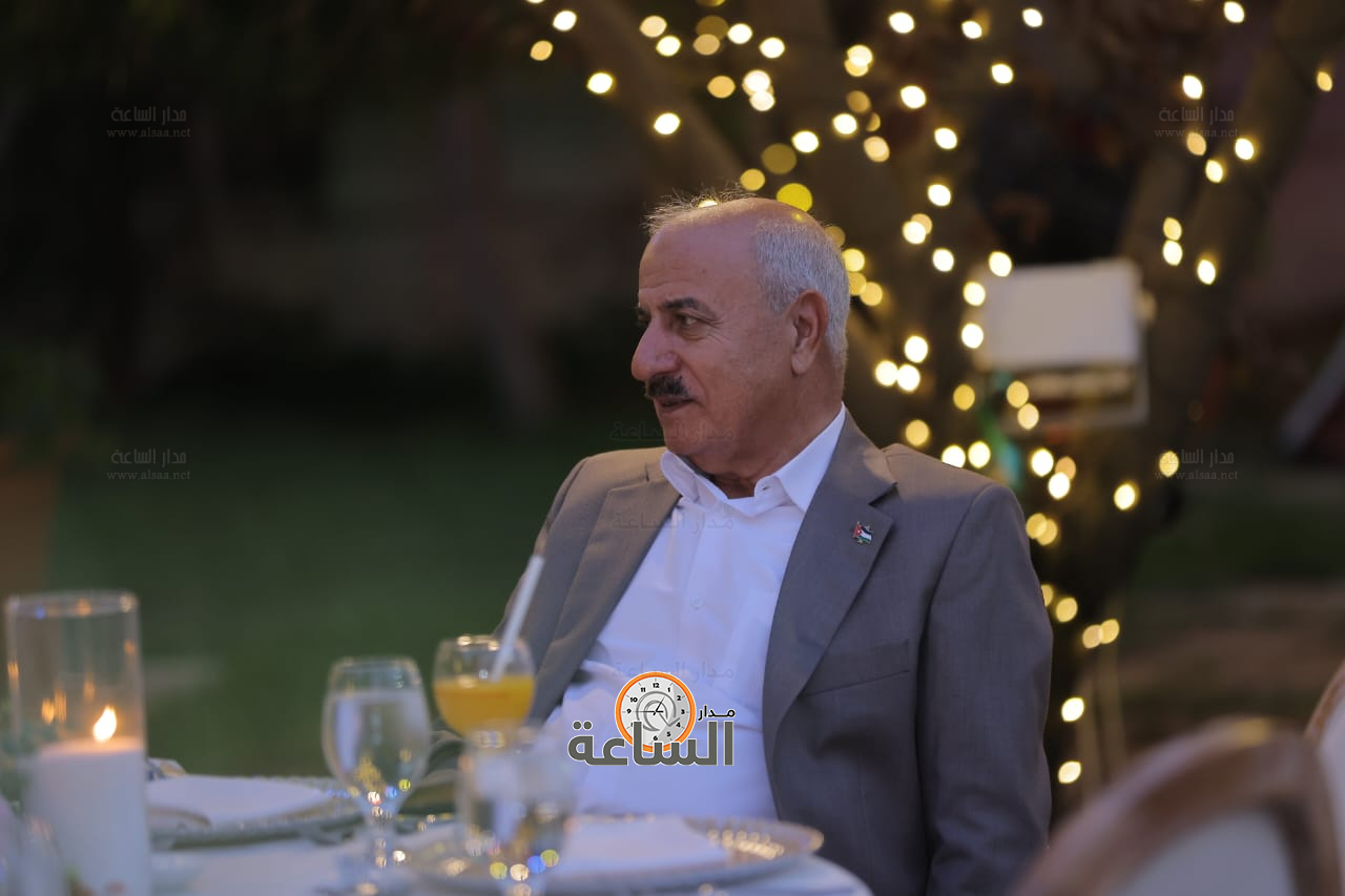 Madar Al-Saa Images 0.23097722332257187